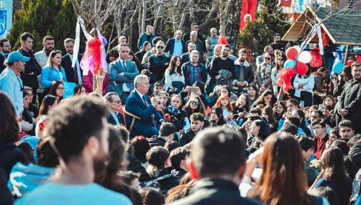 Mansur Yavaş Spor Kompleksi Açılışını Yaptı