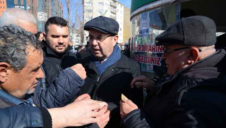 Başkan Ekincioğlu'ndan 3 Bin Organik Tohum