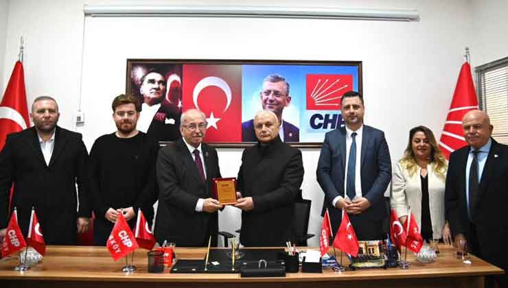 Kadir Albayrak, Şarköy İlçe Başkanlığını Ziyaret Etti