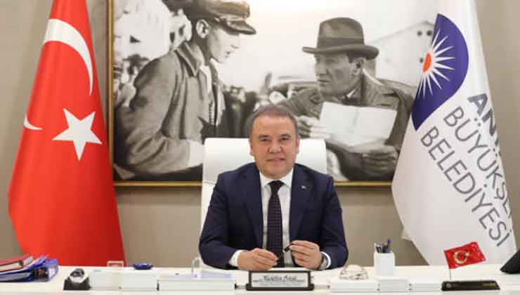 Muhittin Böcek'ten 6 Mart Mesajı