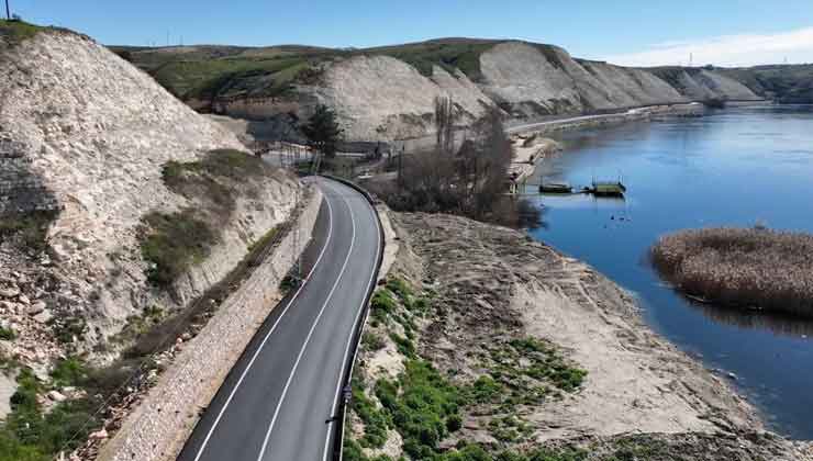 Büyükşehir’den Halfeti Ve Suruç’a Asfalt 