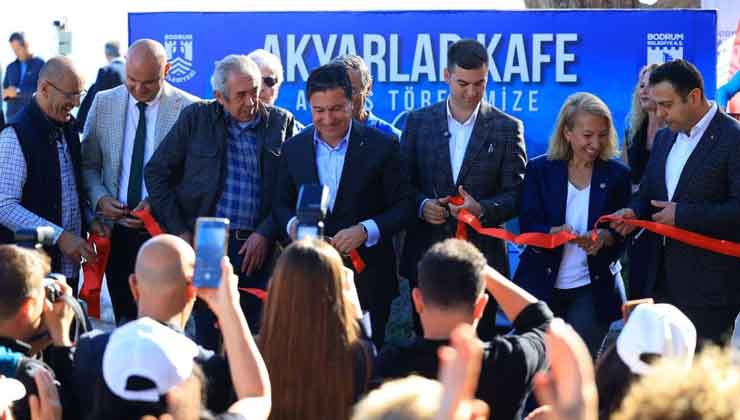 Ahmet Aras'tan Yeni Bir Belediye Kafe