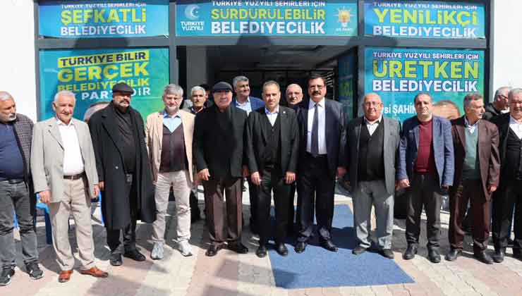 Vekil Adak, Başkan Şahin'i Ziyaret Etti