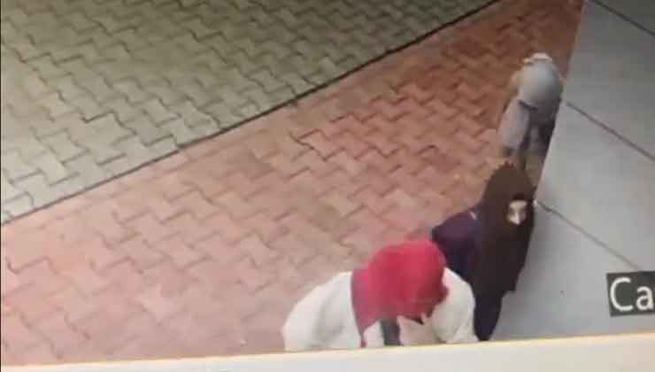 Seçim Çalışmasına Geldik Deyip Hırsızlık Yaptılar