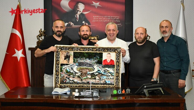 Artvin Belediye Başkanı Bilgehan Erdem’i, Artvin Kafkasör Geleneksel Boğa Güreşlerini Yaşatma ve Yaylalarını Koruma Spor Kulübü Derneği Başkanı Erkan Keskin ve yönetimi ziyaret etti.