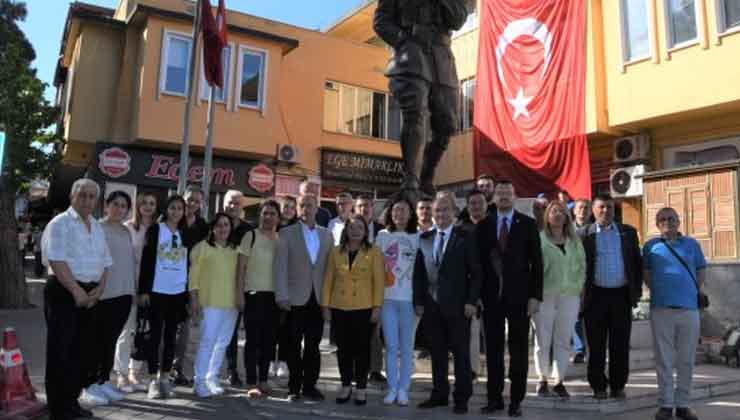 Vekillerden Başkan Orpak'a Ziyaret