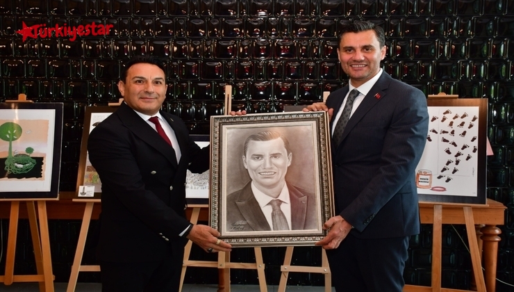 Manisa Büyükşehir Belediye Başkanı Ferdi Zeyrek, 484’üncü Uluslararası Manisa Mesir Macunu Festivali kapsamında açılan 45’lik Karikatürler Sergisi’ne katıldı.