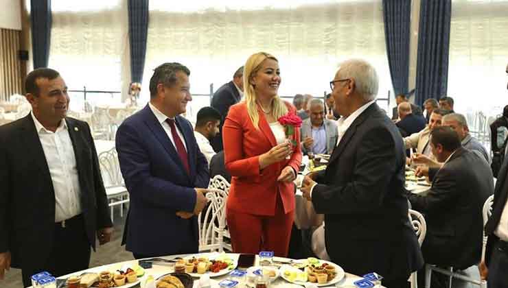 Başkan Doğan, Muhtarlarla Bir Araya Geldi