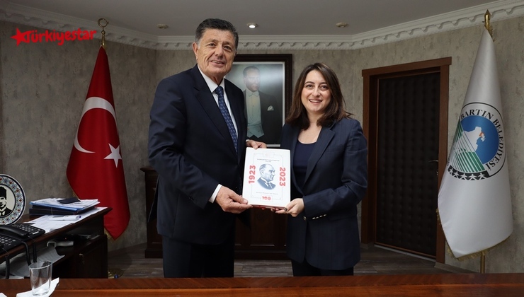 Cumhuriyet Halk Partisi Bartın Milletvekili Sayın Av. Aysu Bankoğlu, 31 Mart Mahalli İdareler Seçimlerinde Bartın Belediye Başkanı seçilen Sayın Muhammet Rıza Yalçınkaya’ya hayırlı olsun ziyaretinde bulundu.