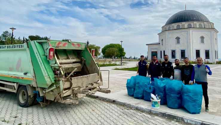 Başkan Fırat'tan Külliye'de Bayram Temizliği