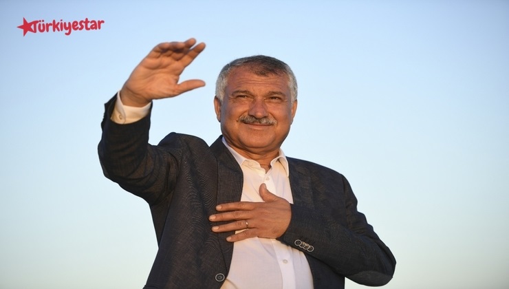 Adana Büyükşehir Belediye Başkanı Zeydan Karalar, 1 Mayıs Emek ve Dayanışma Günü nedeniyle açıklama yaptı.