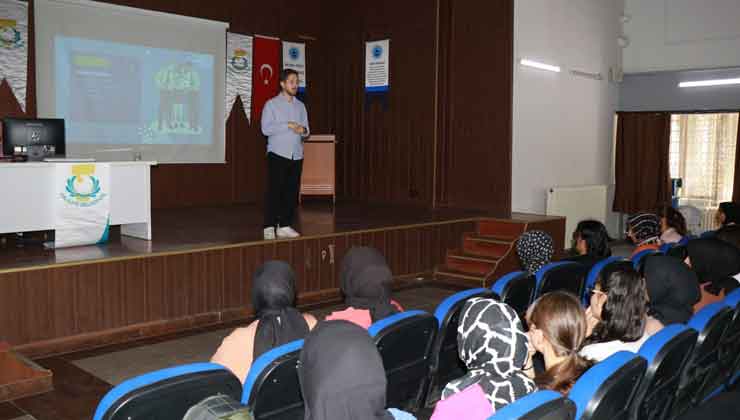Haliliye'de Öğrencilere Seminer Verildi