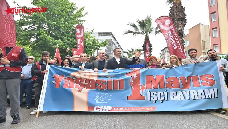 Balıkesir Büyükşehir Belediye Başkanı Ahmet Akın, Balıkesir'de 1 Mayıs Emek ve Dayanışma Günü’nü, emekçilerle birlikte kutlayan ilk Büyükşehir Belediye Başkanı oldu.