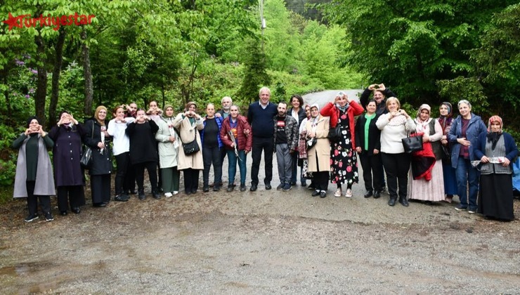 Artvin Belediye Başkanı Bilgehan Erdem ve eşi Alev Erdem; Engelliler Haftası ve Anneler Günü dolayısıyla engelli bireylerin anneleriyle kahvaltıda buluşarak Anneler Günü’nü kutladı.