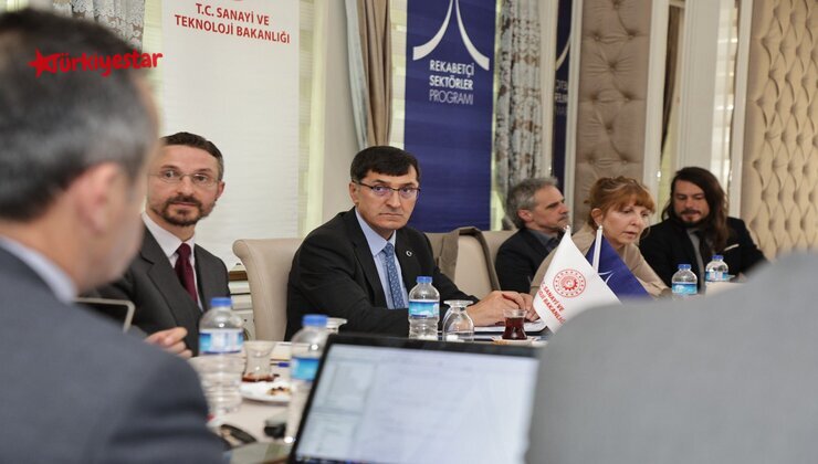 Kütahya Belediye Başkanı Eyüp Kahveci, Kütahya’da Dijitalleşme ve Yaratıcılık Ekosisteminin Geliştirilmesi Projesi’nin 5. Aylık Toplantısına başkanlık etti.