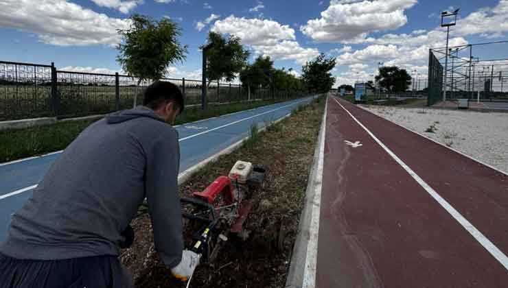 Eyyübiye'de Parklarda Bakım Onarım Çalışması