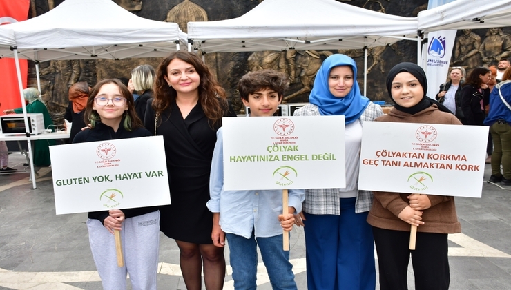 Manisa Büyükşehir Belediyesi Sağlık İşleri Dairesi Başkanlığı, ‘Ben Minik Tarzan’ım Afetlere Hazırım’ projesi kapsamında Akhisar çocuk kültür sanat merkezi öğrencilerine afet farkındalık eğitimi verdi.