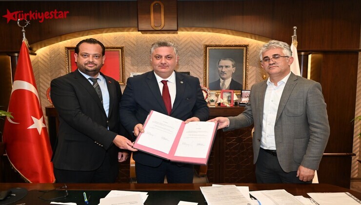 Geçtiğimiz yıllar içinde Almanya’nın Rottenburg şehri ile kardeş olan ve ikili ilişkilerini her geçen gün güçlendiren Yalova Belediyesi aracılığıyla kardeş şehirden depremzedelere anlamlı yardım yapıldı.