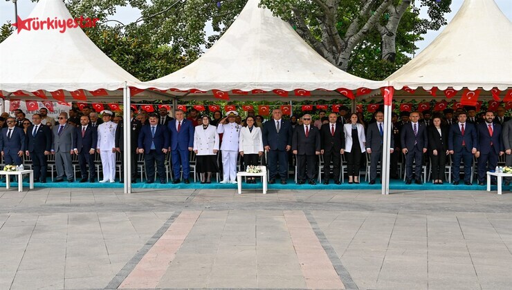 Yalova’da 19 Mayıs Atatürk’ü Anma Gençlik ve Spor Bayramı, düzenlenen çeşitli etkinliklerle kutlandı.
