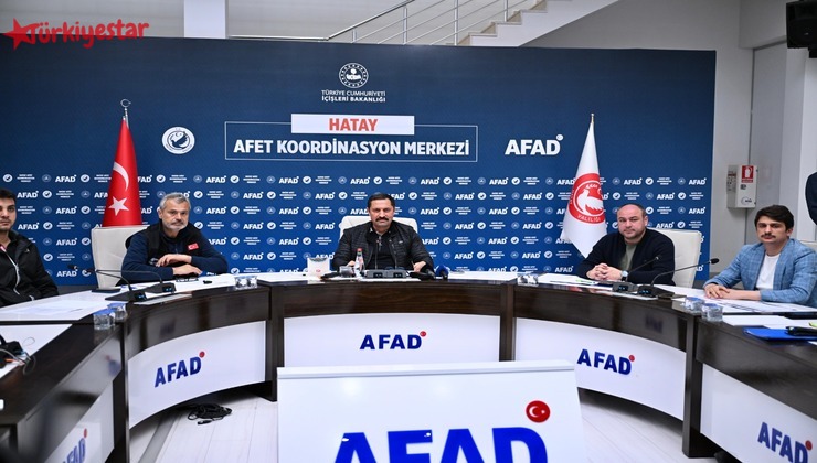 Hatay Büyükşehir Belediyesi tüm birimleriyle, il genelinde yaşanan olumsuz hava koşullarının sebep olduğu sorunlara karşı etkili bir mücadele gerçekleştirdi.