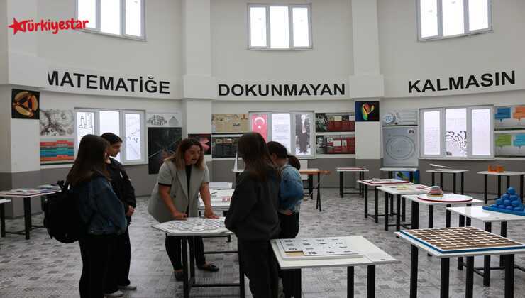 Bilecik Belediyesi Bien Seramik Bilgi Evi’nde bulunan ve öğrencilere matematiği eğlenceli ve dokunsal bir şekilde öğreten Matematik Müzesi, bu kez 4006 TÜBİTAK fuarına proje hazırlayan öğrencileri ağırladı.