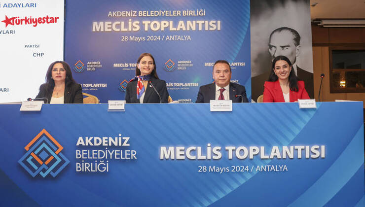 Antalya Büyükşehir Belediye Başkanı Muhittin Böcek, Akdeniz Belediyeler Birliği Başkanlığı’na seçildi.