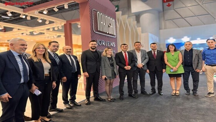 Denizli Büyükşehir Belediye Başkanı Bülent Nuri Çavuşoğlu, İstanbul'da düzenlenen Hometex 2024 Ev Tekstili Fuarı'na katılarak Denizlili tekstilcileri destekledi.