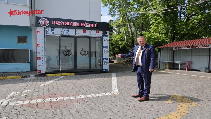 Uşak Belediyesi vatandaşın konforunu artırmak için kentin çeşitli noktalarına yerleştirmek üzere akıllı durak imalatına başladı.