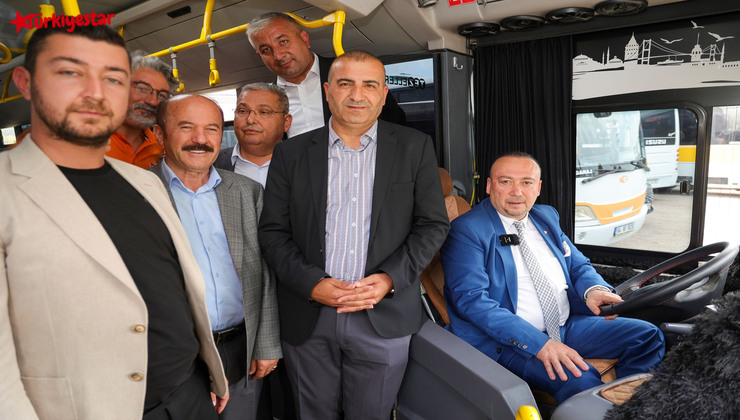 Uşak Belediye Başkanı Özkan Yalım, Tüm Özel Halk Otobüsleri Kooperatifleri Birliği (TÖHOB) Genel Başkanı Kurtuluş Kara ile Üniversite-Dikilitaş şehir içi otobüs hattı durağında bir araya geldi.