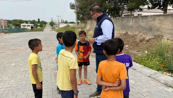 Başkan Fırat: "Çocuklar Yolumuzu Kesti"