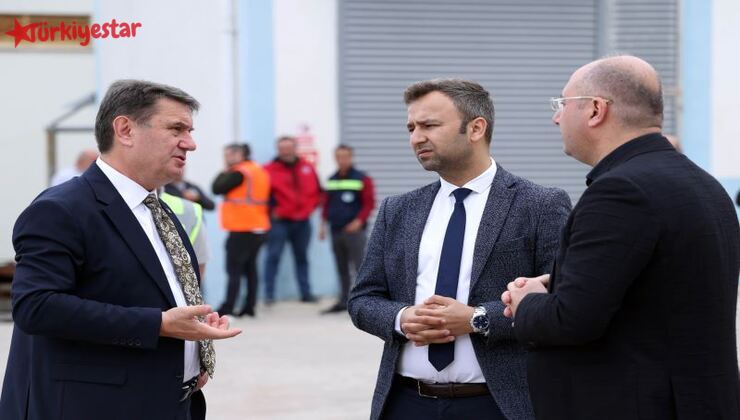 Zonguldak Belediye Başkanı Tahsin Erdem, belediyeye ait birimler ve şantiyelere yönelik incelemelerine devam ediyor.