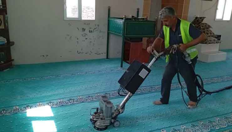Viranşehir'de Camilerde Temizlik Çalışması