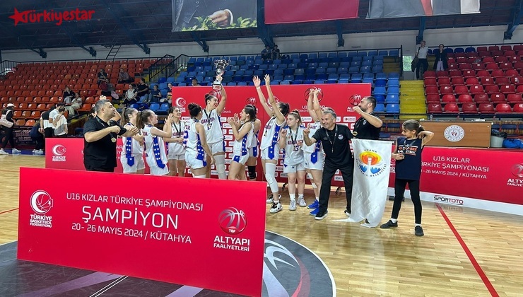 Adana Büyükşehir Belediyesi Spor Kulübü U16 Kız Basketbol Takımı, Kütahya’da düzenlenen Türkiye Şampiyonası’nda Botaşspor’u 59-54 yenerek Türkiye Şampiyonu oldu.
