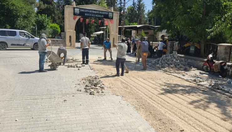 Birecik Belediyesi'nden Parke Taşı Çalışması