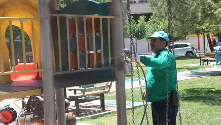 Haliliye Belediyesi'nden Parklarda Onarım Çalışması