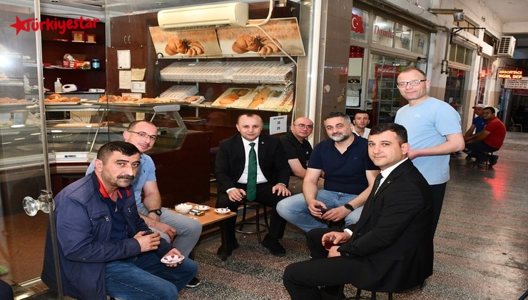 Amasya Belediye Başkanı Turgay Sevindi, yerel esnafın nabzını tutmaya ve onların karşılaştığı sorunları doğrudan dinlemeye devam ediyor.