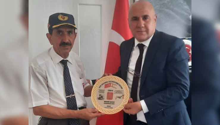 Başkan Özbek, Başkan Vicdan'ı Ziyaret Etti
