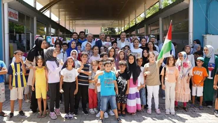 Hallaç, Resim Sergisine Katıldı