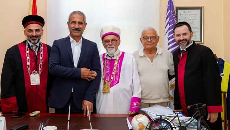 Hahambaşı, Akpolat'ı Ziyaret Etti