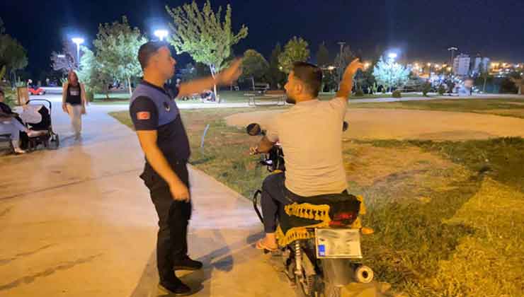 Viranşehir Zabıtasından Parklarda Denetim