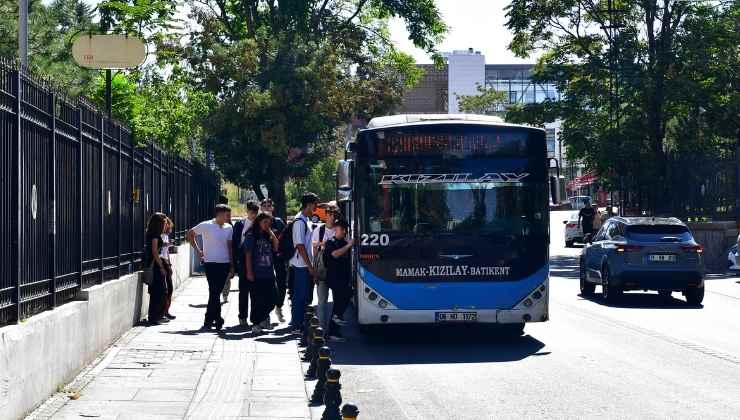 Ankara'da Öğrencilere Servis Ücreti Desteği