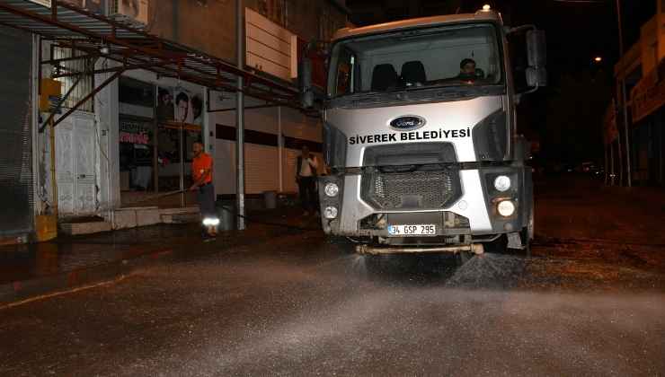Siverek Belediyesi'nden Sokaklarda Temizlik