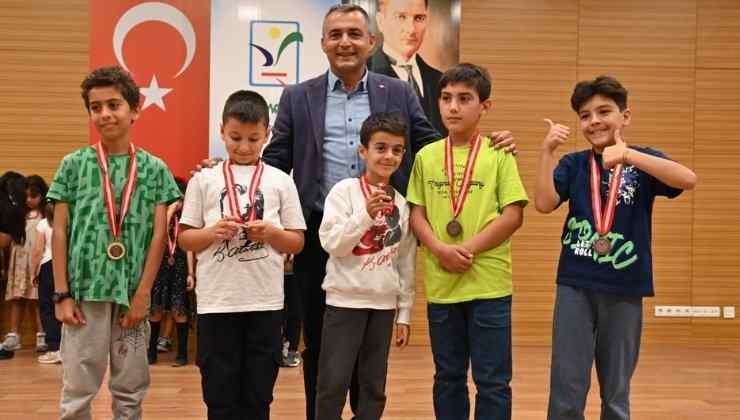 Manavgat'ta Satranç Turnuvası Düzenlendi