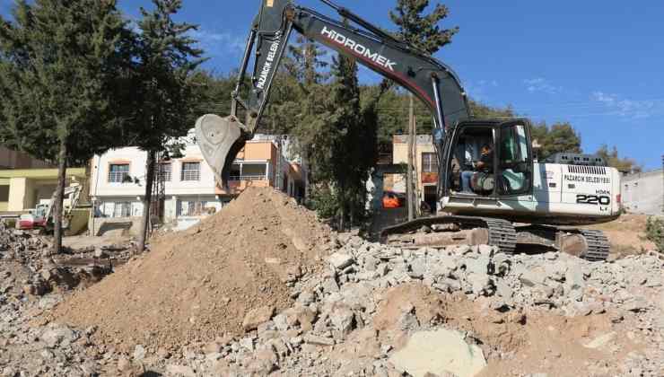 Pazarcık'ta Hasarlı Cami Yenileniyor