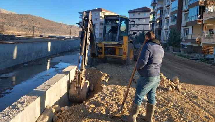 Gölbaşı'nda Altyapı Çalışmaları Sürüyor