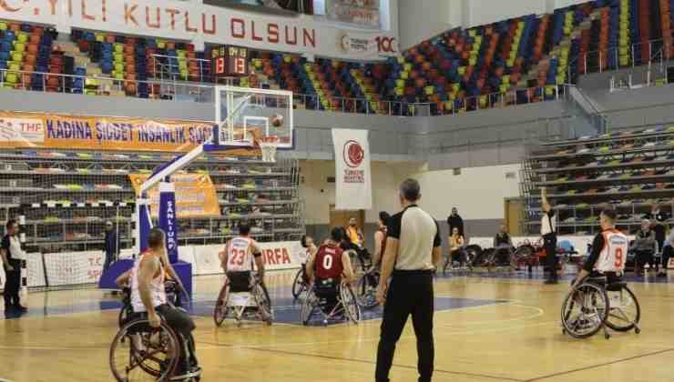 Büyükşehir Adıyamanlı Sporcuları Ağırladı