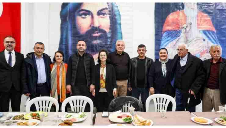 Başkan Kara, Cemevi'nde Kahvaltıya Katıldı