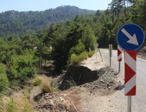 Antalya Büyükşehir Belediyesi Serik-Akbaş Grup Yolu Güçlendiriliyor