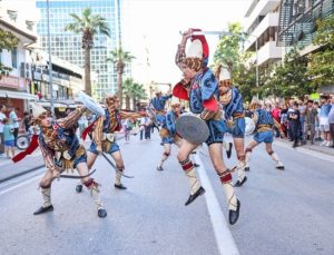 Denizli Belediyesi 18. Uluslararası Halk Dansları Festivaline Destekçi